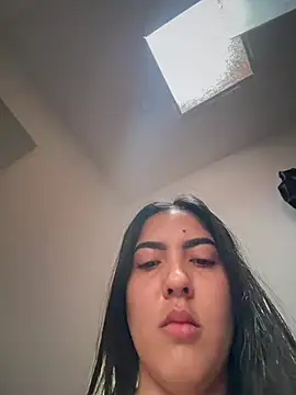 MarianaBenz online show from March 2026 01:49:01 PM