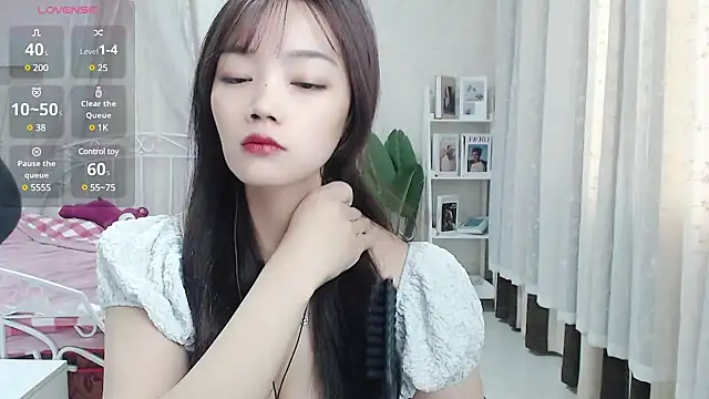 Jenny-Z online show from March 2025 02:46:01 AM