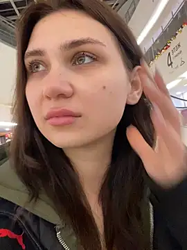 Snapshot of QuitieLia chatting on December 2024 03:15:01 PM QuitieLia online show from December 2024 03:15:01 PM