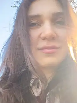 Snapshot of QuitieLia chatting on January 2025 08:18:02 AM QuitieLia online show from January 2025 08:18:02 AM