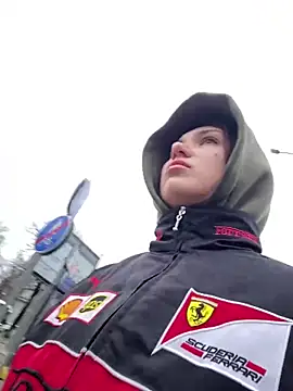 Snapshot of QuitieLia chatting on January 2025 08:29:01 AM QuitieLia online show from January 2025 08:29:01 AM