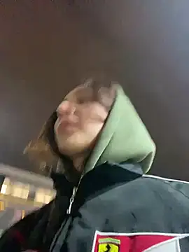 Snapshot of QuitieLia chatting on January 2025 03:21:01 PM QuitieLia online show from January 2025 03:21:01 PM