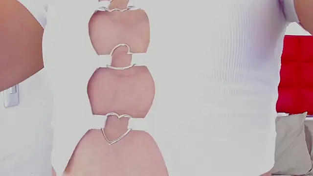 Snapshot of LyonGallego_ chatting on February 2025 09:48:02 PM LyonGallego online show from February 2025 09:48:02 PM