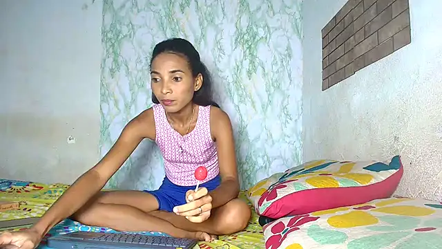 luciana daza online show from September 2025 09:29:02 PM