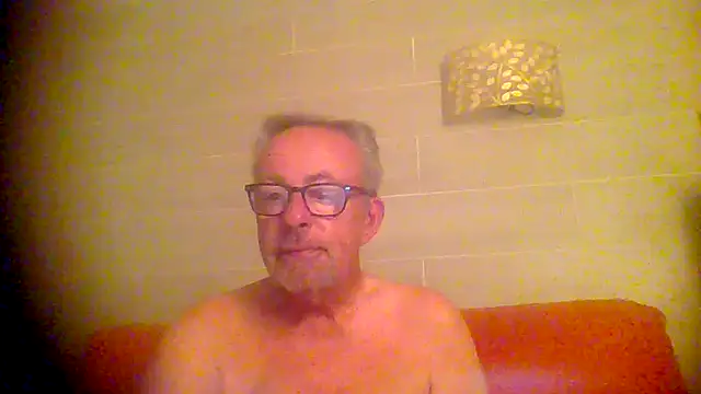 tuggy59 online show from October 2025 05:30:01 AM