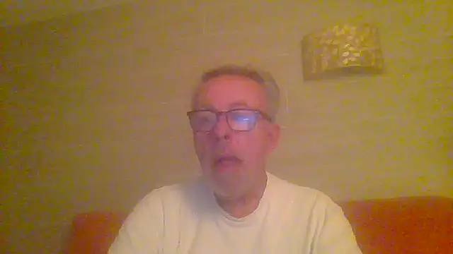 tuggy59 online show from May 2026 04:07:02 AM