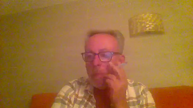 tuggy59 online show from May 2026 04:19:01 AM