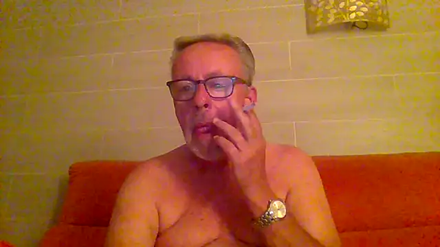 tuggy59 online show from June 2026 04:06:01 AM