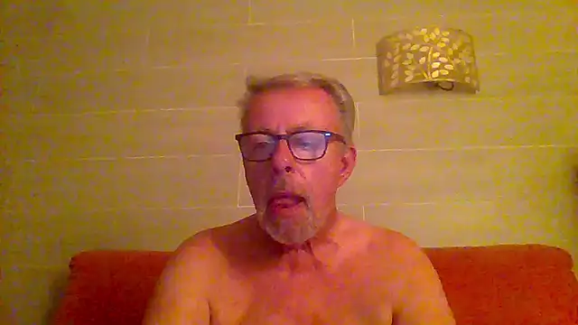 tuggy59 online show from June 2026 04:38:02 AM