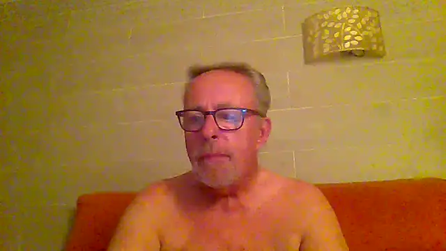 tuggy59 online show from June 2026 03:29:02 AM