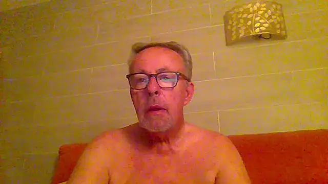 tuggy59 online show from June 2026 03:37:02 AM