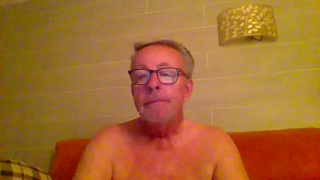 tuggy59 online show from June 2026 04:10:02 AM
