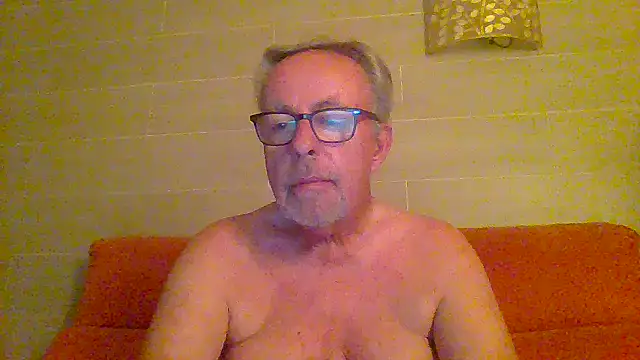 tuggy59 online show from June 2026 04:45:01 AM