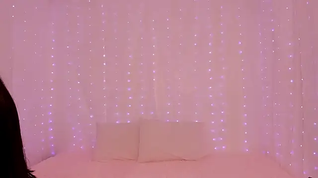 Snapshot of lili_taylor chatting on December 2024 09:22:01 AM lili taylor online show from December 2024 09:22:01 AM