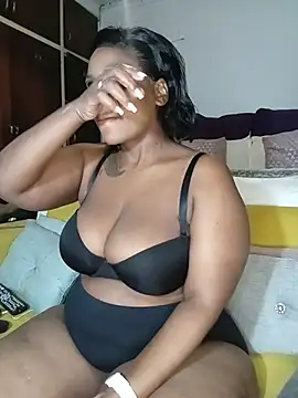 Snapshot of Real1SweetQueen chatting on July 2026 03:16:02 PM Real1SweetQueen online show from July 2026 03:16:02 PM