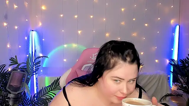 Akemi BBW online show from December 2024 09:22:01 PM