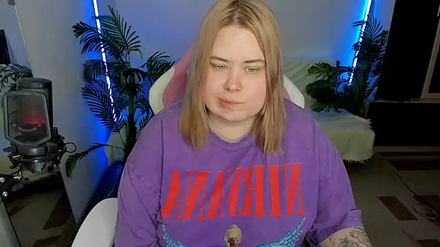 Akemi BBW online show from February 2025 09:38:02 PM