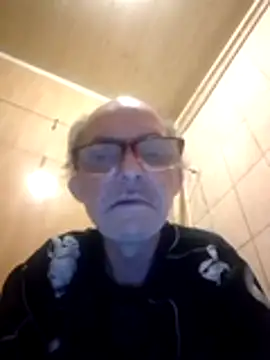 Snapshot of oksana722 chatting on October 2025 07:33:01 AM oksana722 online show from October 2025 07:33:01 AM