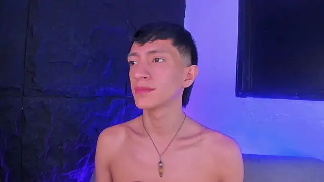 DereckCooperr online show from March 2026 02:18:01 AM