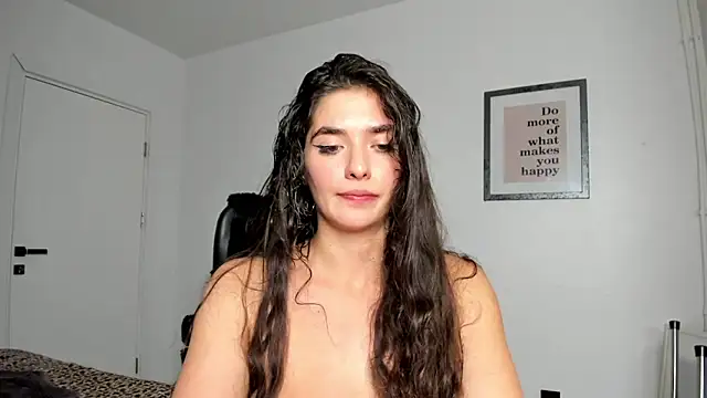 PortraitMarie online show from January 2025 04:39:01 PM