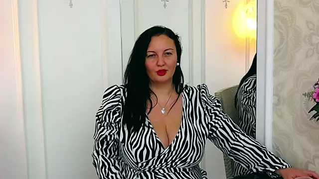 Snapshot of JudithCombs chatting on December 2024 09:40:02 AM JudithCombs online show from December 2024 09:40:02 AM