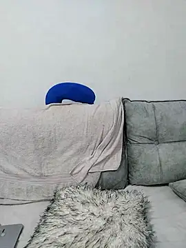 Snapshot of bebygirl143s chatting on March 2025 08:38:02 PM bebygirl143s online show from March 2025 08:38:02 PM