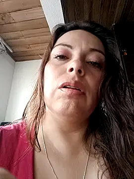 Snapshot of seherlatin chatting on February 2025 07:55:01 PM seherlatin online show from February 2025 07:55:01 PM