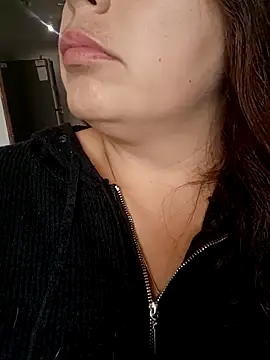 Snapshot of seherlatin chatting on October 2025 04:37:01 PM seherlatin online show from October 2025 04:37:01 PM