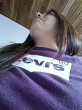 Snapshot of seherlatin chatting on October 2025 08:40:02 PM seherlatin online show from October 2025 08:40:02 PM