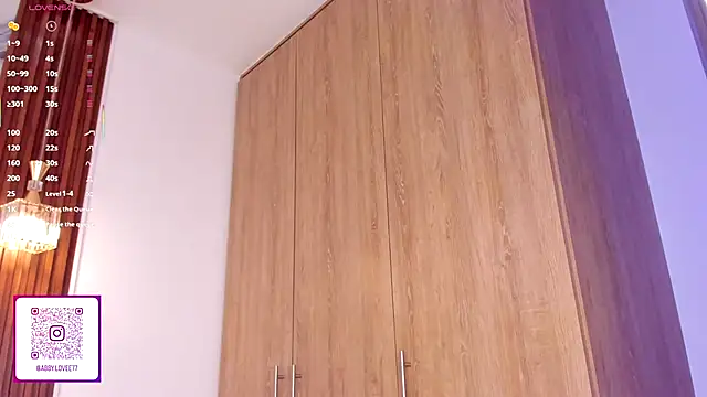 Gabbyy  online show from October 2025 02:19:01 PM