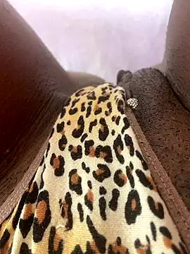 MariaLorenaah online show from November 2025 05:47:02 PM