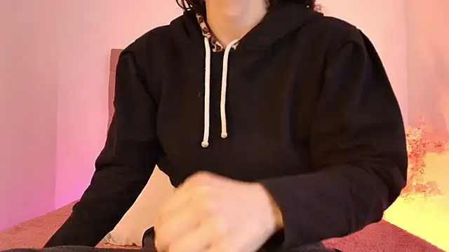 Katy Van online show from September 2025 04:15:01 AM