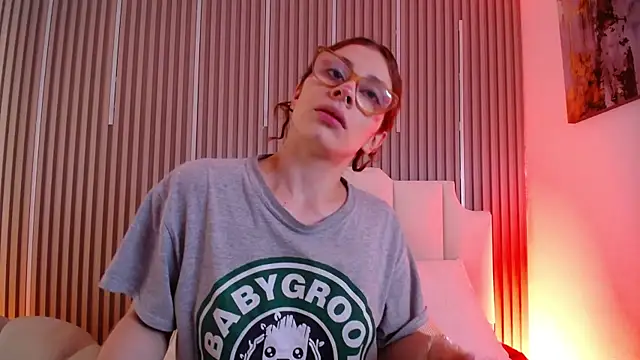 Katy Van online show from April 2026 08:47:01 PM