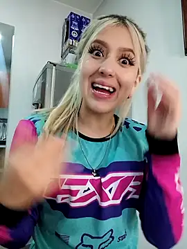 Snapshot of eva-2023 chatting on January 2025 09:46:02 PM eva-2023 online show from January 2025 09:46:02 PM