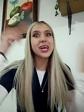 Snapshot of eva-2023 chatting on January 2025 09:25:02 PM eva-2023 online show from January 2025 09:25:02 PM