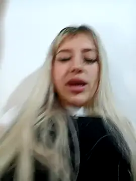 Snapshot of eva-2023 chatting on March 2025 10:17:02 PM eva-2023 online show from March 2025 10:17:02 PM