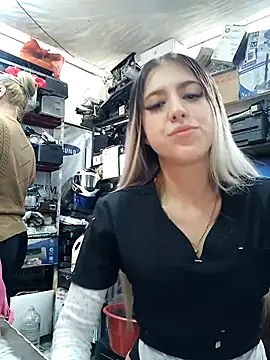 Snapshot of eva-2023 chatting on October 2025 05:32:02 PM eva-2023 online show from October 2025 05:32:02 PM