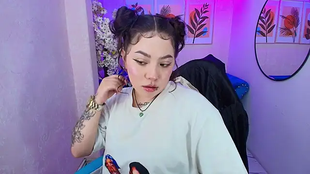 Snapshot of Isa_reel chatting on October 2025 07:57:02 PM Isa reel online show from October 2025 07:57:02 PM