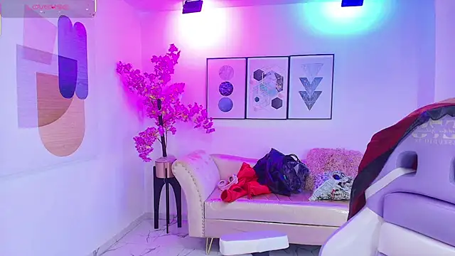 Snapshot of Isa_reel chatting on October 2025 07:47:02 PM Isa reel online show from October 2025 07:47:02 PM