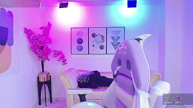 Snapshot of Isa_reel chatting on October 2025 07:49:01 PM Isa reel online show from October 2025 07:49:01 PM