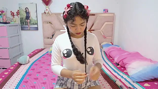 Winnifer Gonzal online show from April 2026 03:15:01 AM