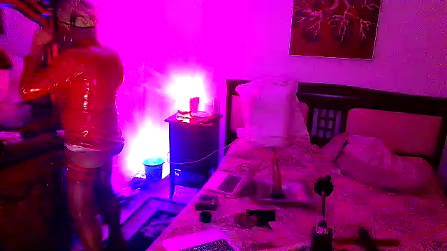 Snapshot of CharlotteVixxens chatting on February 2026 03:36:01 AM CharlotteVixxens online show from February 2026 03:36:01 AM