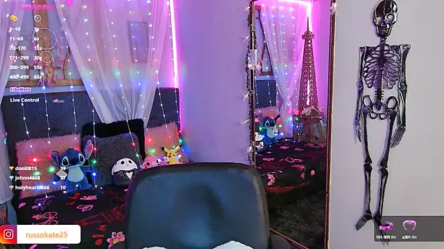 Snapshot of laura_olssen chatting on February 2025 03:50:02 PM laura olssen online show from February 2025 03:50:02 PM
