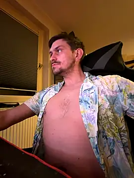 Shaiiboy online show from December 2025 04:17:02 AM