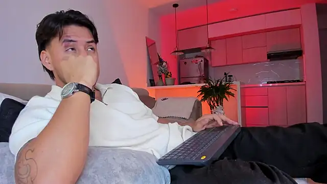 Chriskyle  online show from February 2026 03:38:02 AM