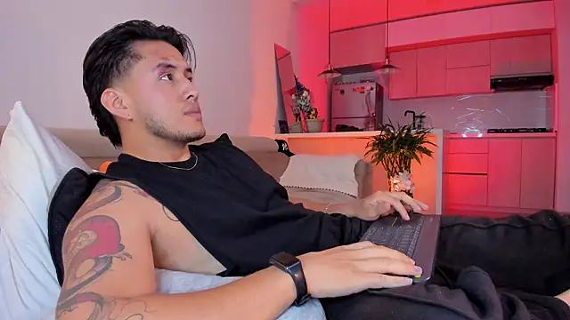 Chriskyle  online show from February 2026 05:46:02 AM