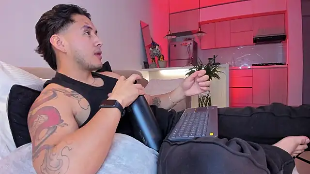 Chriskyle  online show from February 2026 07:35:02 AM