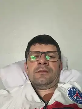 Snapshot of Juliano2289 chatting on May 2026 07:54:02 PM Juliano2289 online show from May 2026 07:54:02 PM
