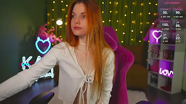 Snapshot of Katy__Ethereal chatting on February 2025 02:40:02 AM Katy Ethereal online show from February 2025 02:40:02 AM