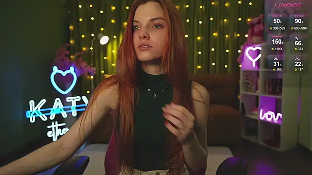 Snapshot of Katy__Ethereal chatting on February 2025 02:42:02 AM Katy Ethereal online show from February 2025 02:42:02 AM